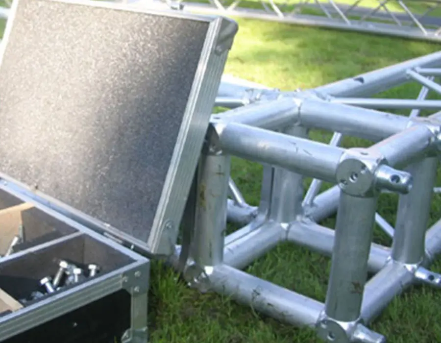 Üçgen Truss Kiralama - Dekoratif Işık Askı Sistemleri