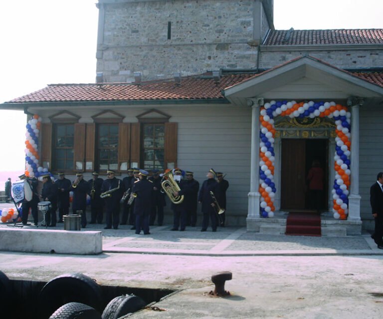 MEZUNİYET SÜSLEMELERİ