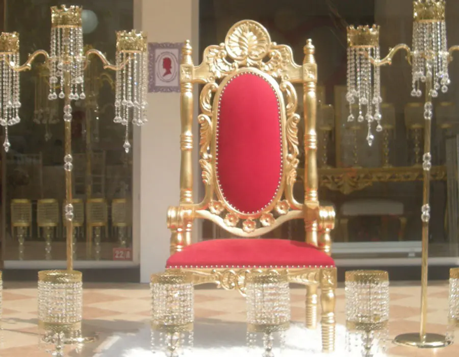 Ahşap Oymalı Taht Kiralama