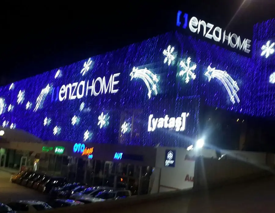 Mağaza Yılbaşı Işık Süslemesi