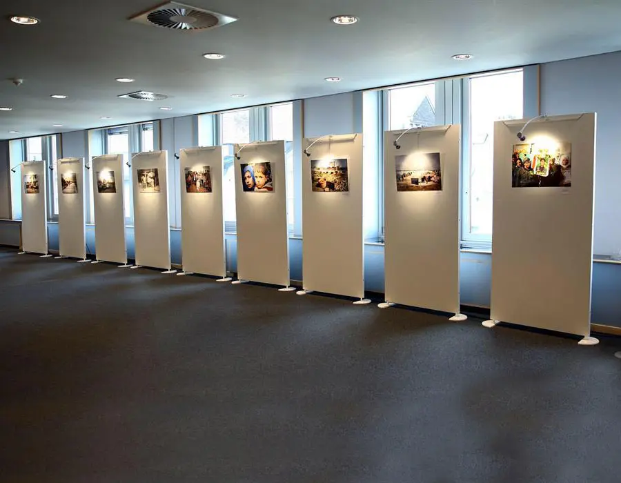 Sanat eserleri sergisi